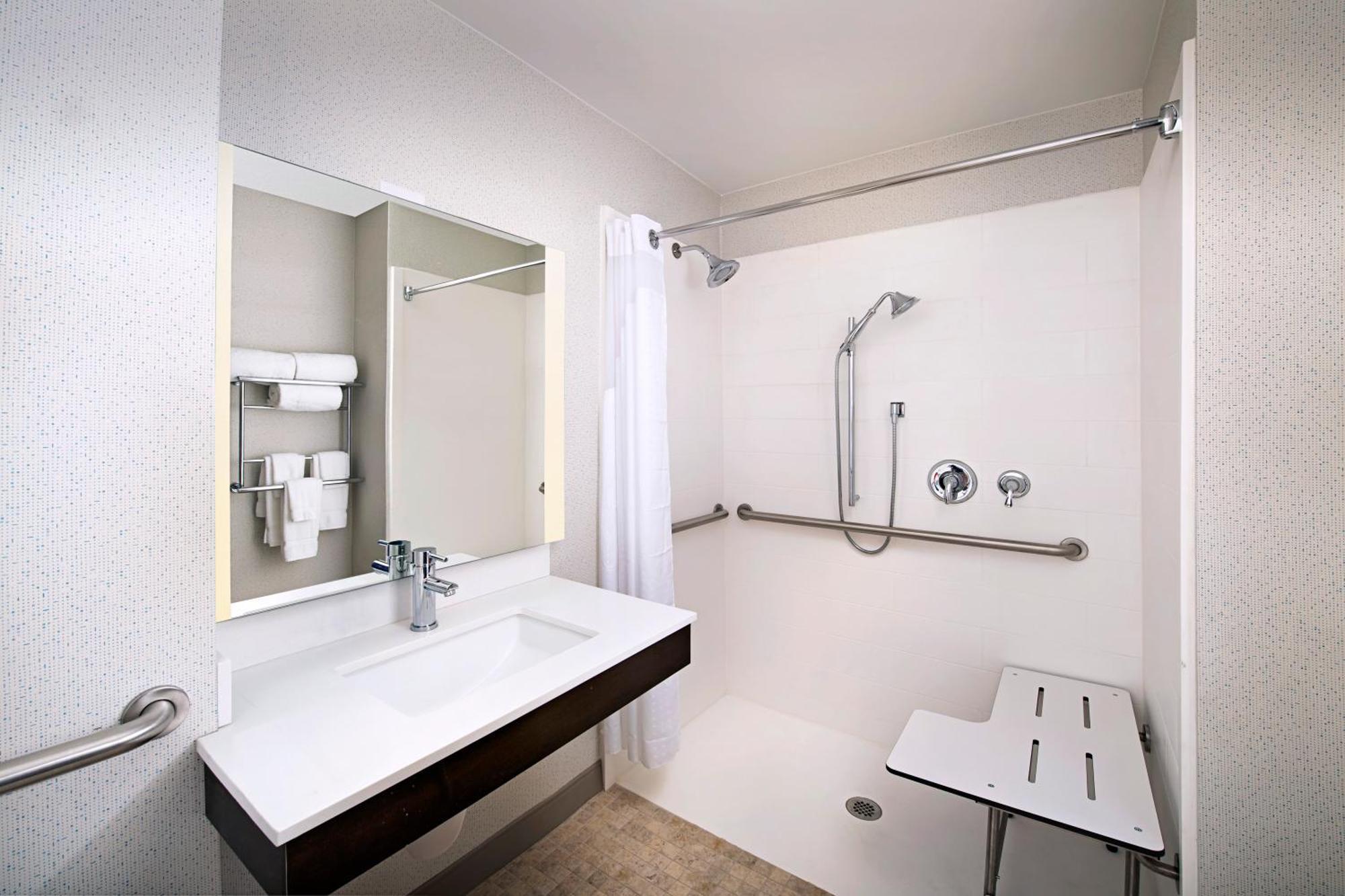 Holiday Inn Express & Suites Baltimore - BWI Airport North By Ihg Linthicum Dış mekan fotoğraf
